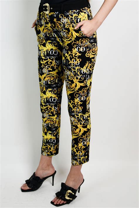 versace pantaloni in pelle|Pantaloni affusolati da donna di Versace .